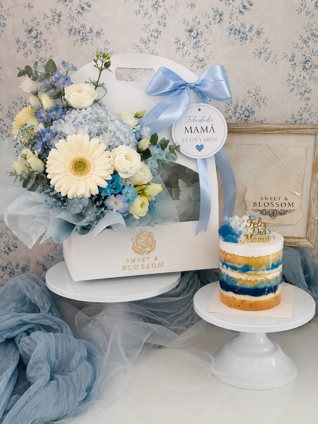 Flower Cake Box 🌸 | Cake + Fresh Floral Arrangement
