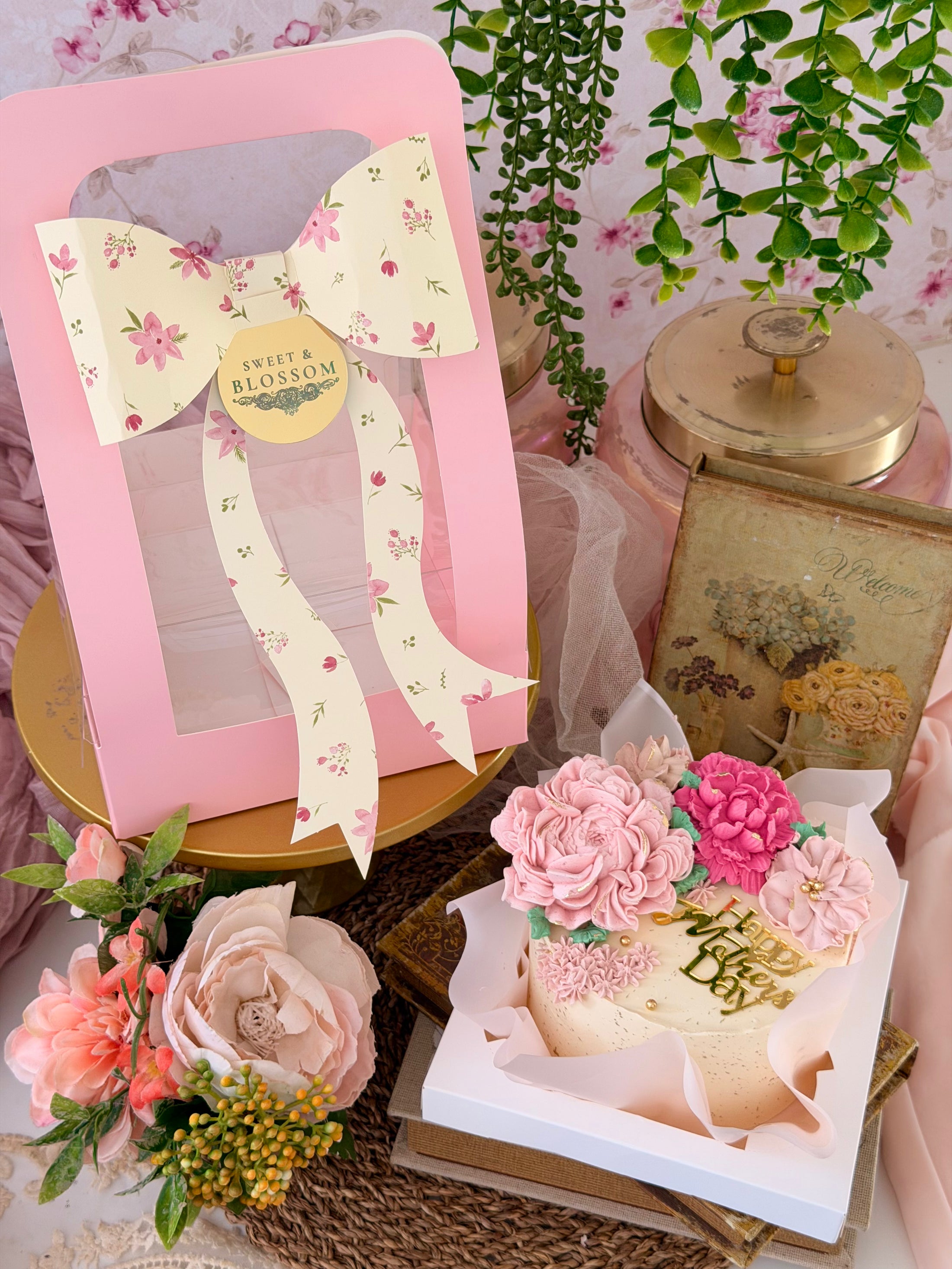 Mother’s Day Dessert Box – Limited Edition 💖